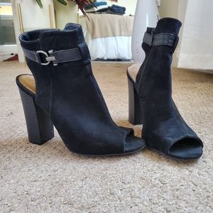 Bamboo Black Peep Toe Heels